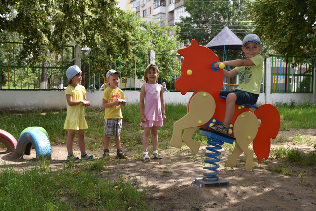 Майже півтори сотні ігрових елементів з’являться в цьому році у шести дитячих садках міста