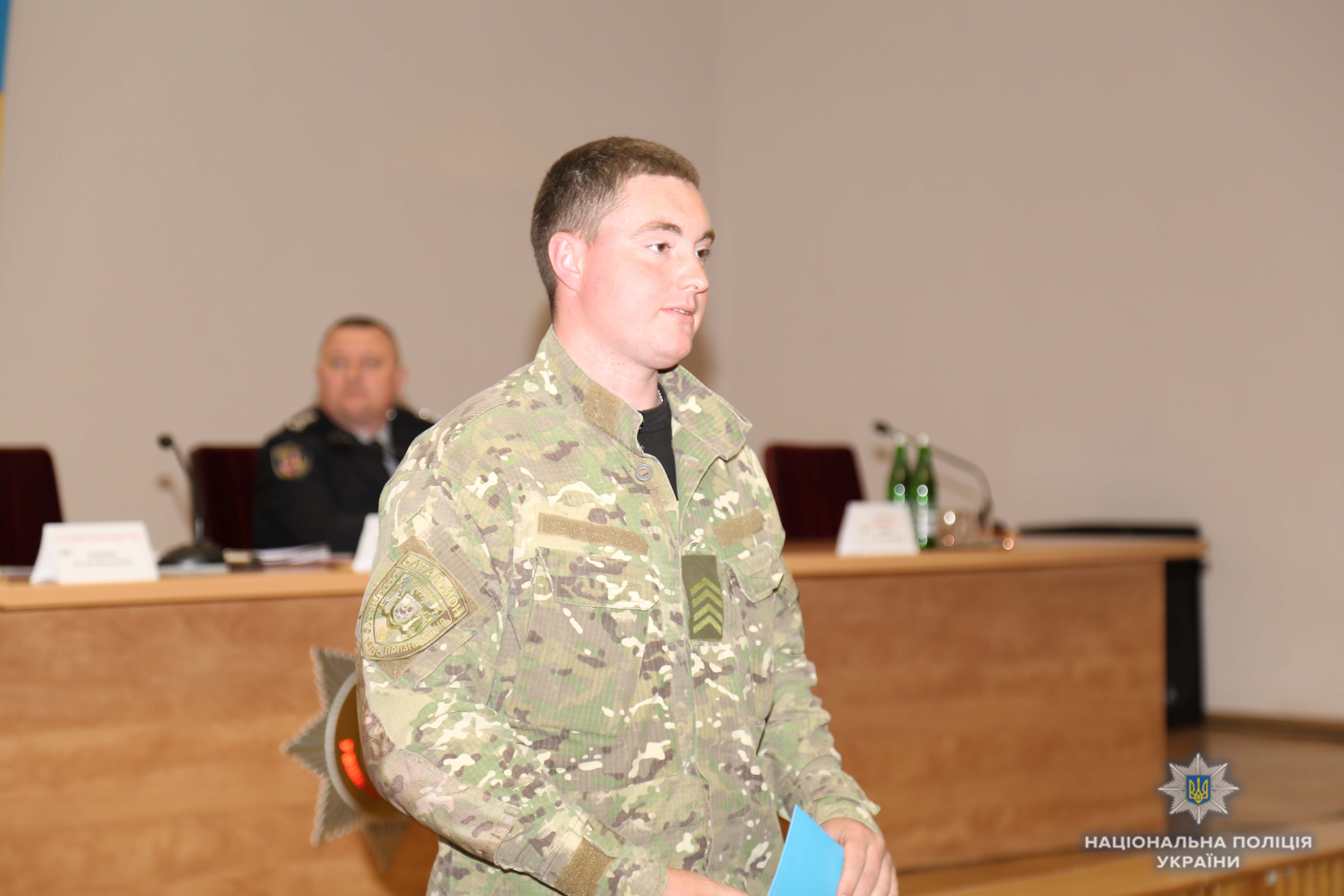 Керівник поліції Вінниччини відзначив кращих бійців спецбатальйону "Вінниця"