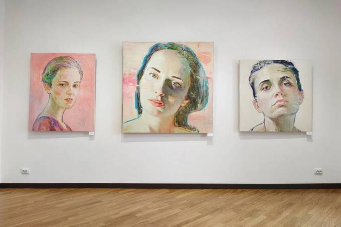 У Вінницькому художньому музеї відкрилася виставка жіночих портретів 

