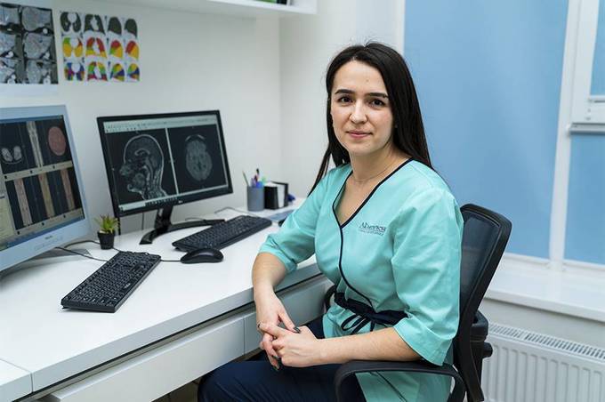 Стресовий перелом найефективніше діагностувати на МРТ: лікар-рентгенолог розповіла про переваги діагностики наслідків травм на МРТ
