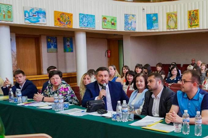 У Вінниці обговорили підсумки роботи мистецьких шкіл та плани на наступний навчальний рік