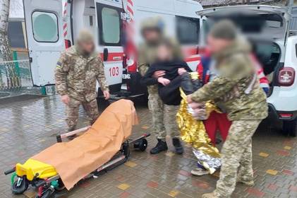 Прикордонники врятували хлопця, який бажаючи втекти з країни, ледь не замерз у річці Турунчук (відео)