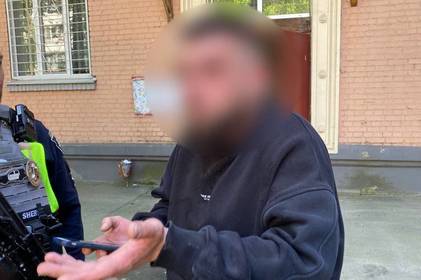 У Києві чоловік викликав поліцію, бо йому наснився страшний сон
