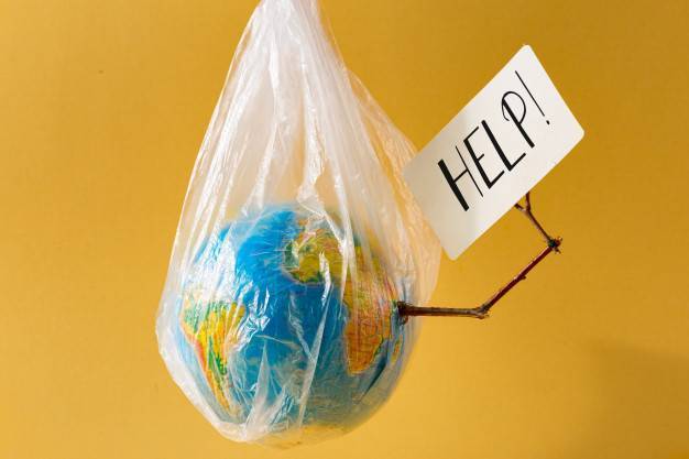 Одного дня на рік замало для порятунку планети, маємо дбати про неї щодня: вінницькі студенти оголосили війну пластику