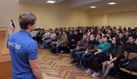 У Вінницькому національному технічному університеті студентів  ІТ-спеціальностей знайомили з потенційними роботодавцями