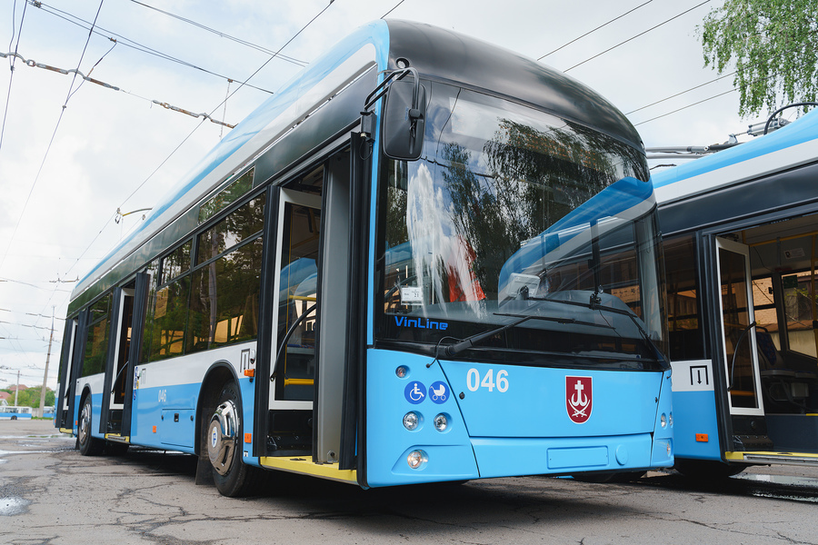 Сьогодні на маршрути вийшли ще два нових тролейбуси «VinLine»